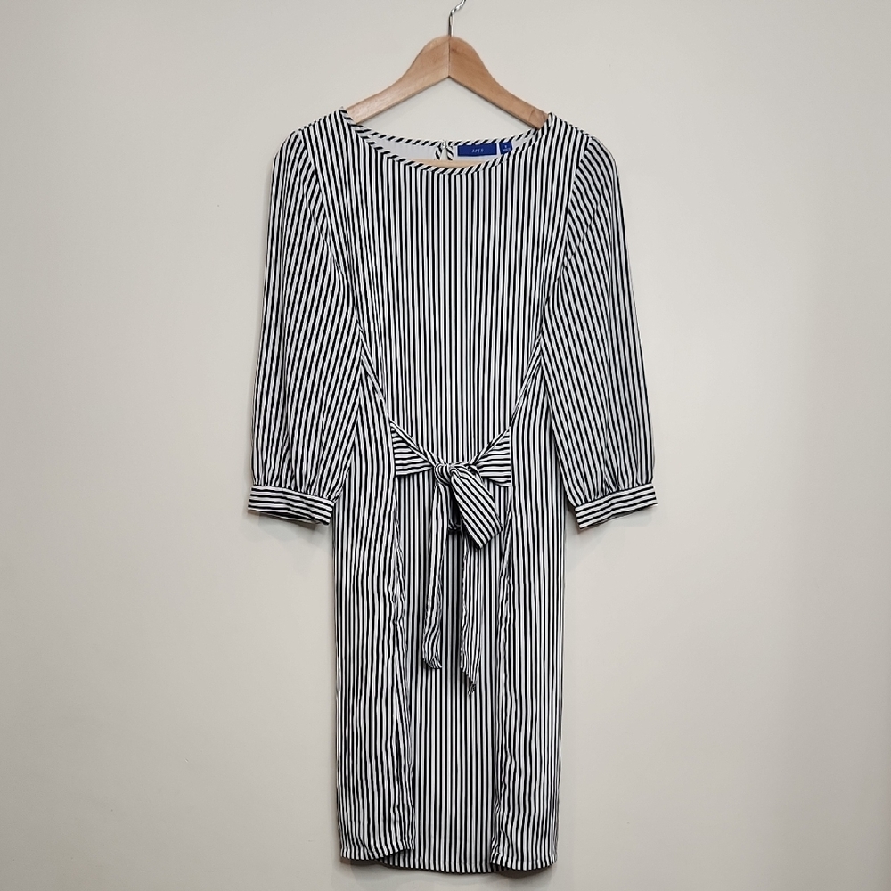 Apt. 9 Black & White Striped women's Dress - Adjustable waist Strap - Size S